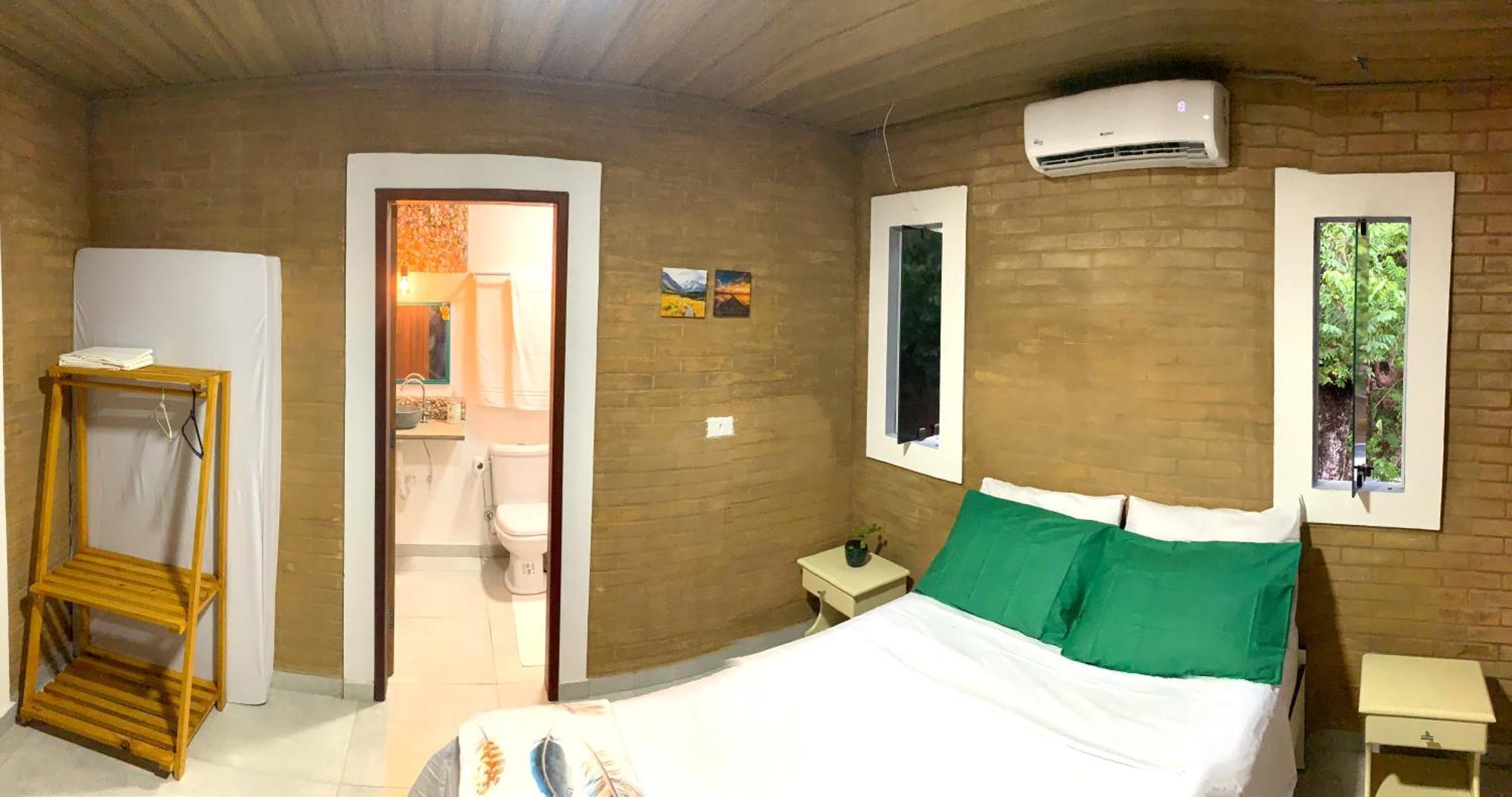Jacarecica Haus Inn *