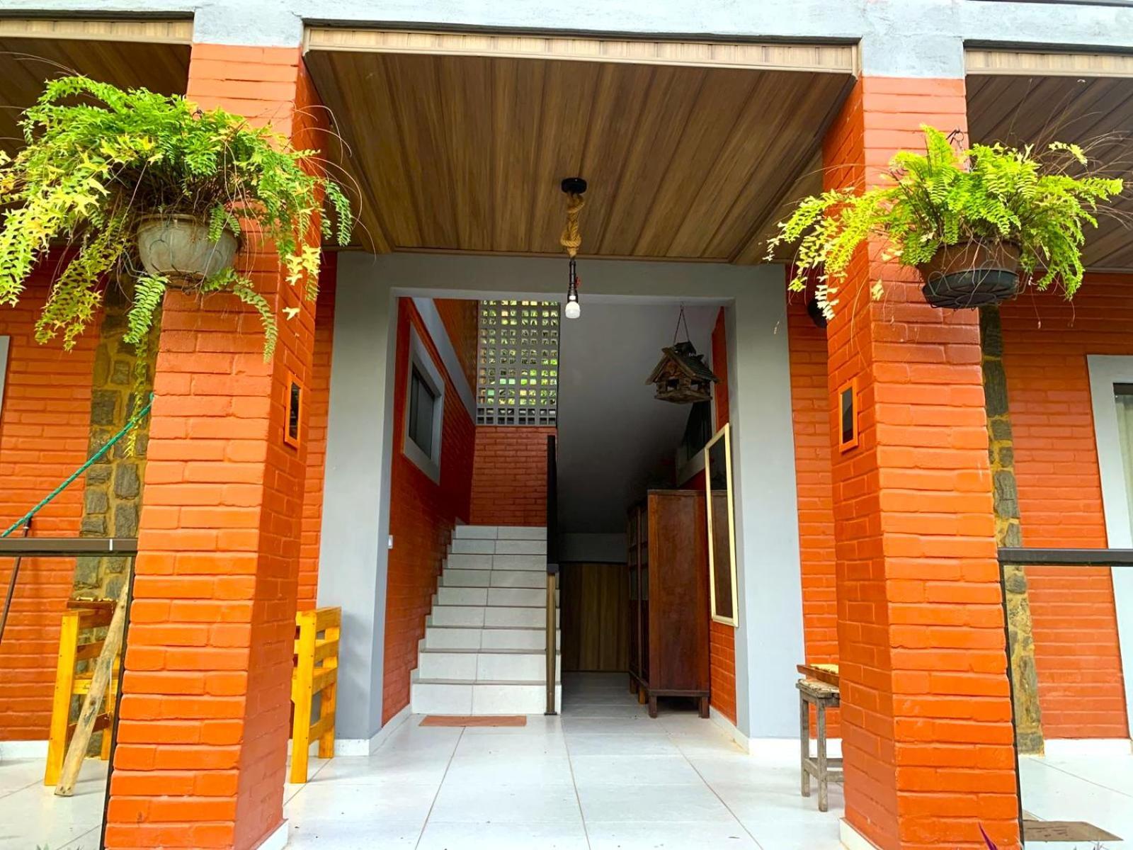 Jacarecica Haus Inn *